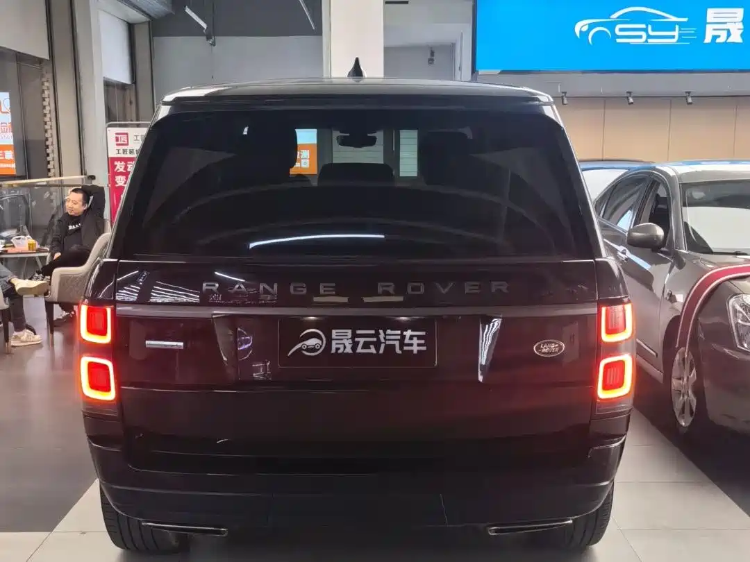 Land Rover Range Rover 2019 3.0 SCV6 Heritage Edition фото 5