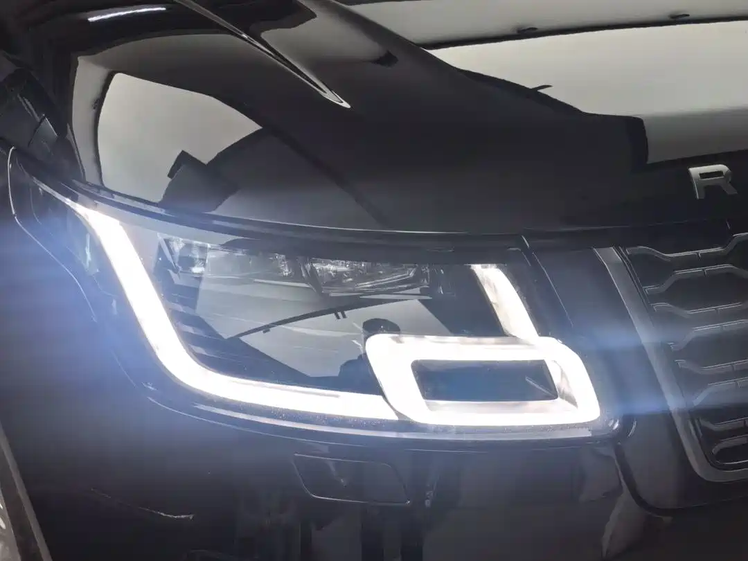 Land Rover Range Rover 2019 3.0 SCV6 Heritage Edition фото 8