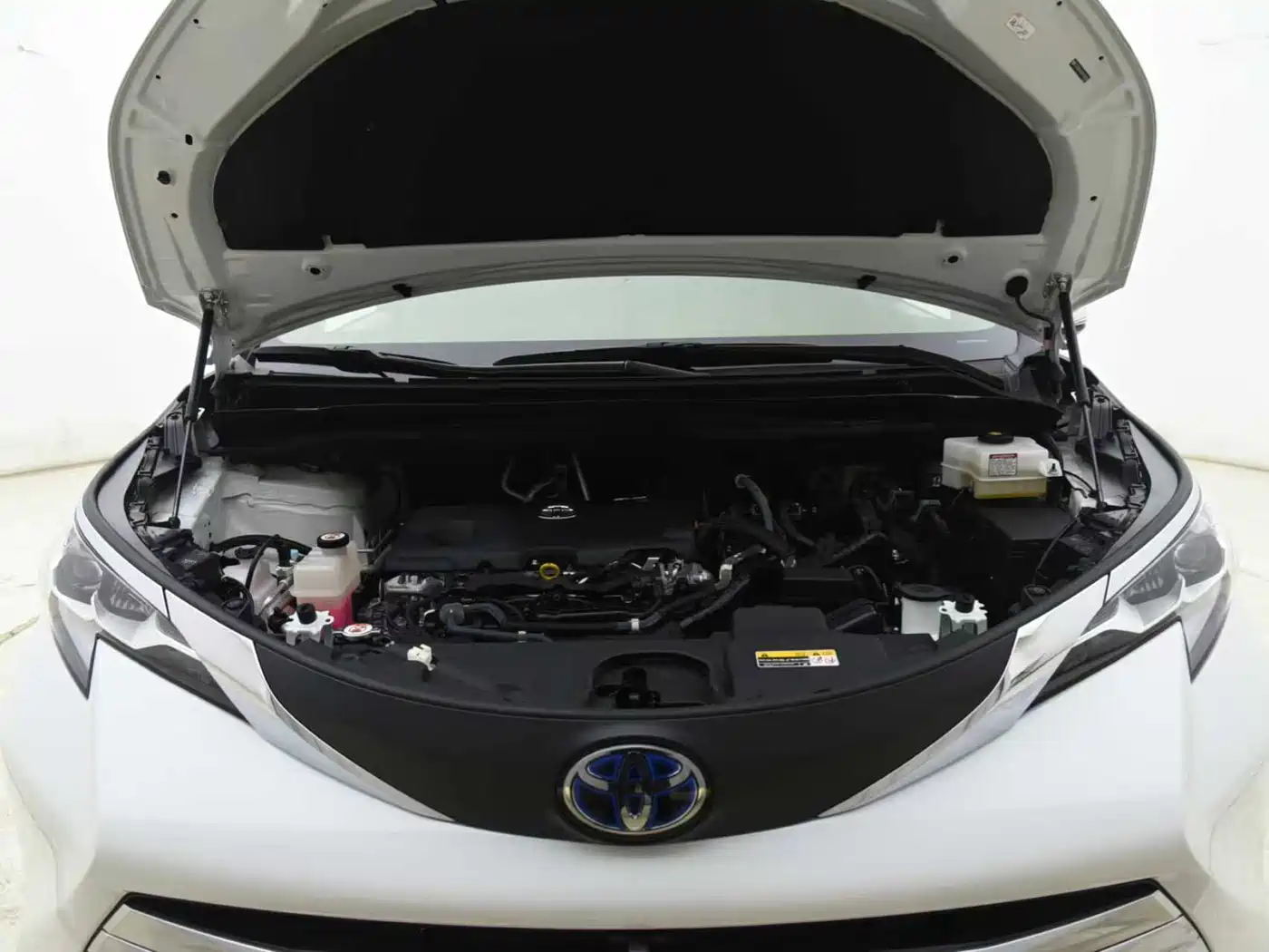 Toyota Sienna 2023 2.5L Hybrid Comfort Edition фото 14
