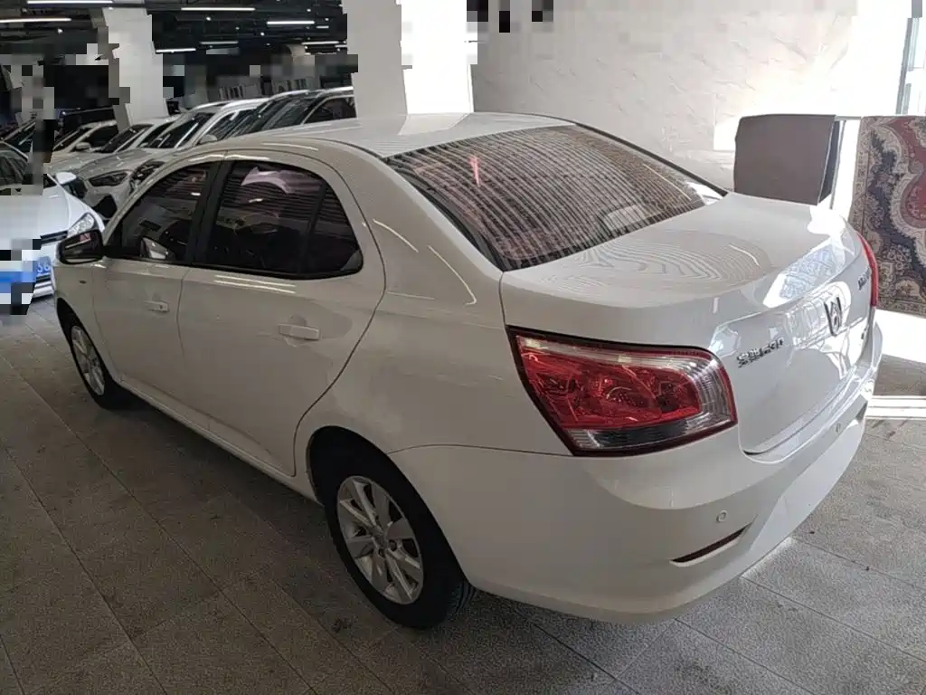 Baojun 630 2015 2014 1.5L Automatic Comfort