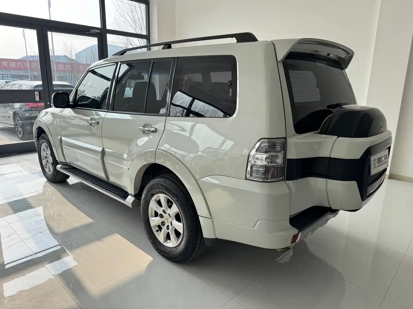 Mitsubishi Pajero (Import) 2020 3.0L Automatic Comfort Edition фото 2