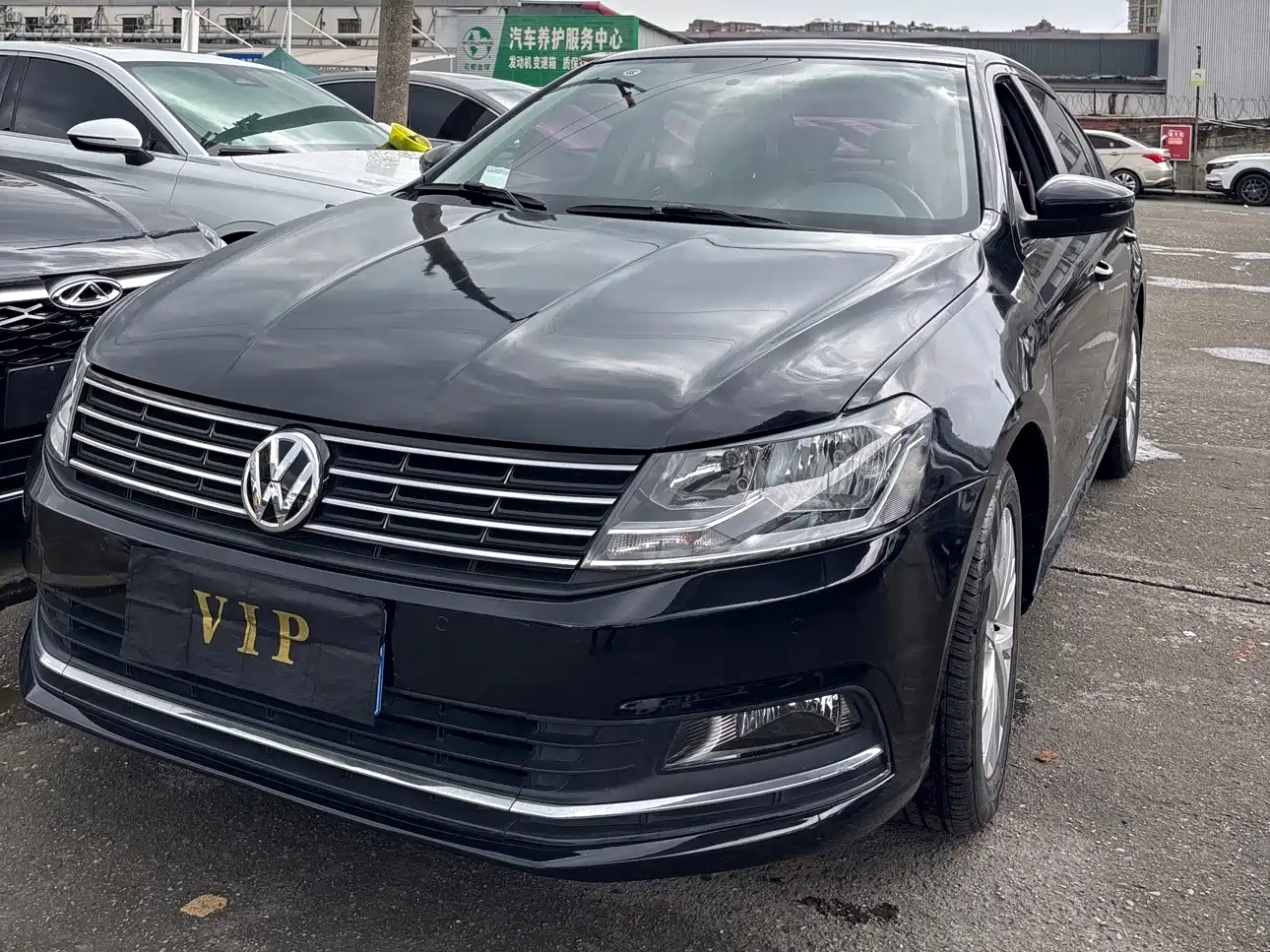 Volkswagen Lavida 2015 1.6L Automatic Trend Edition