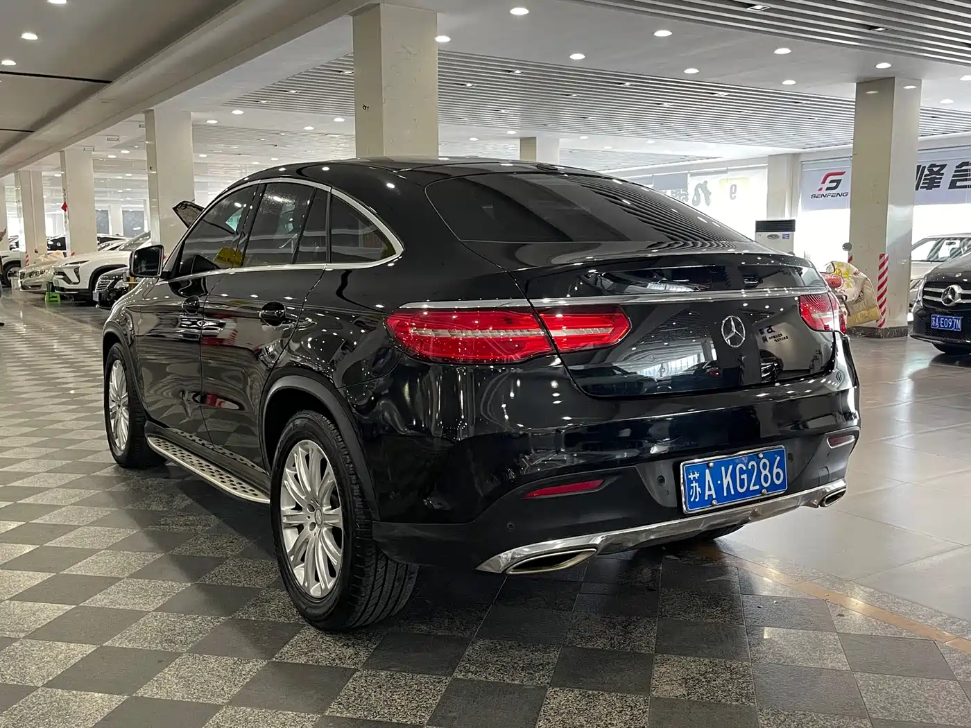 Mercedes-Benz GLE Coupe 2015 GLE 320 4MATIC Coupe SUV фото 5