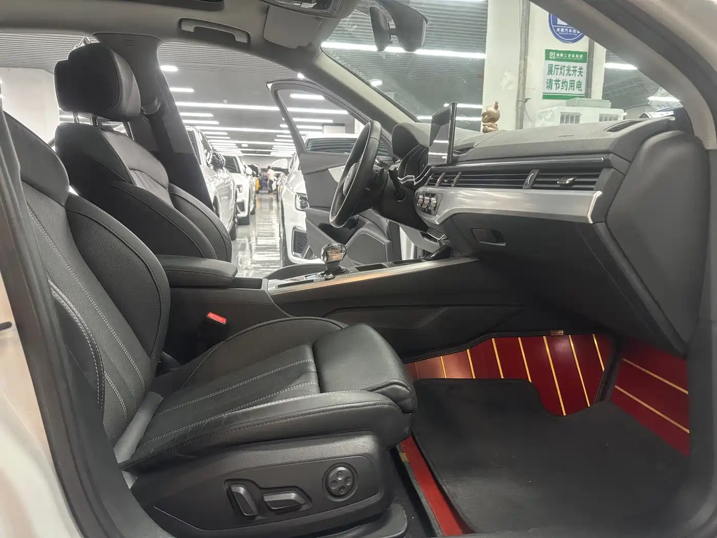 Audi A4L 2020 40 TFSI Fashion Dynamic Edition фото 5