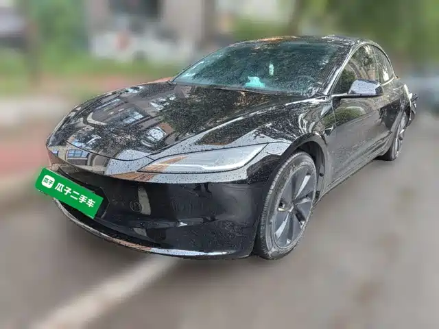 Tesla Model 3 2023