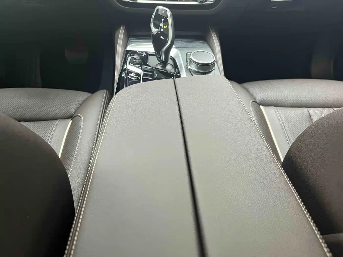 BMW 5 Series 2022 Model Third Facelift 530Li Premium M Sport Package фото 18