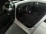 Photo 16 - Hyundai Verna