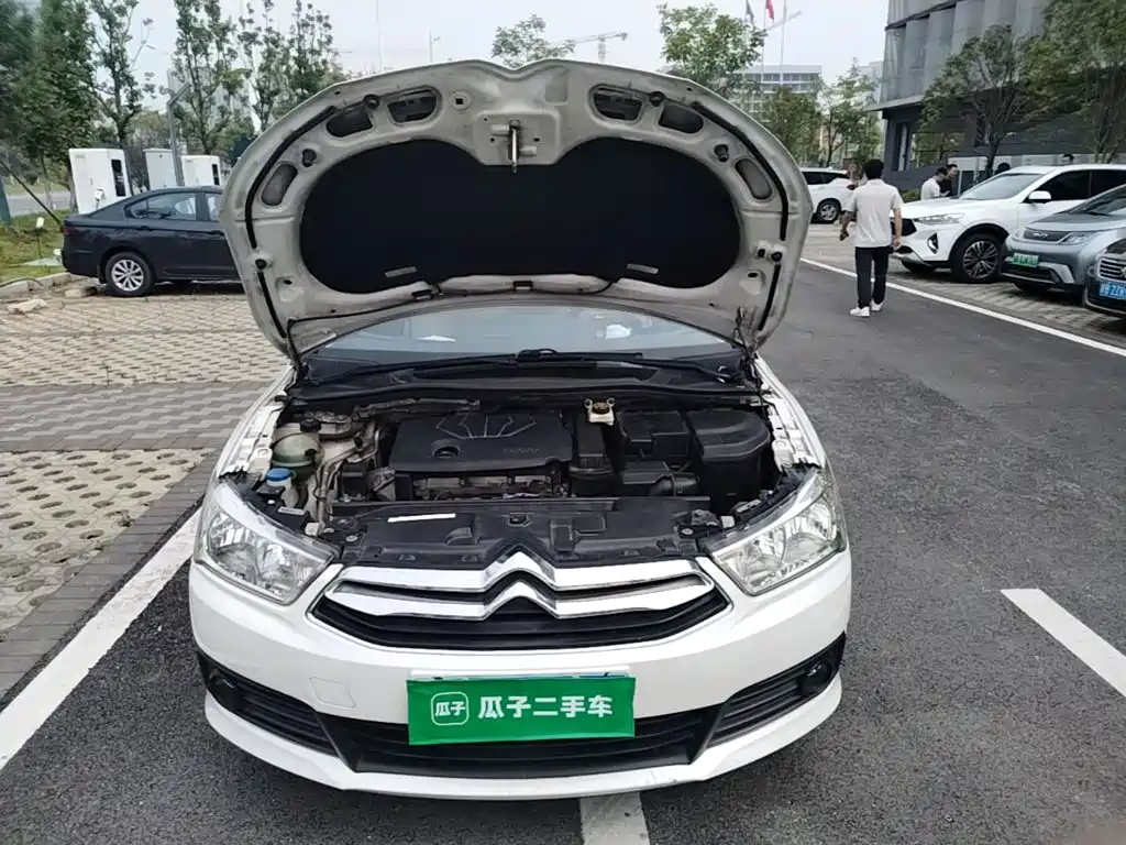 Citroën C-Quatre 2015 2014 VTS Edition 1.6L Automatic Style