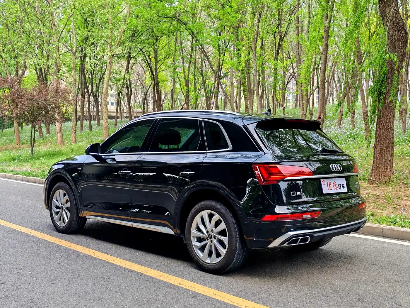 Audi Q5L 2022 40T Luxury Dynamic фото 15