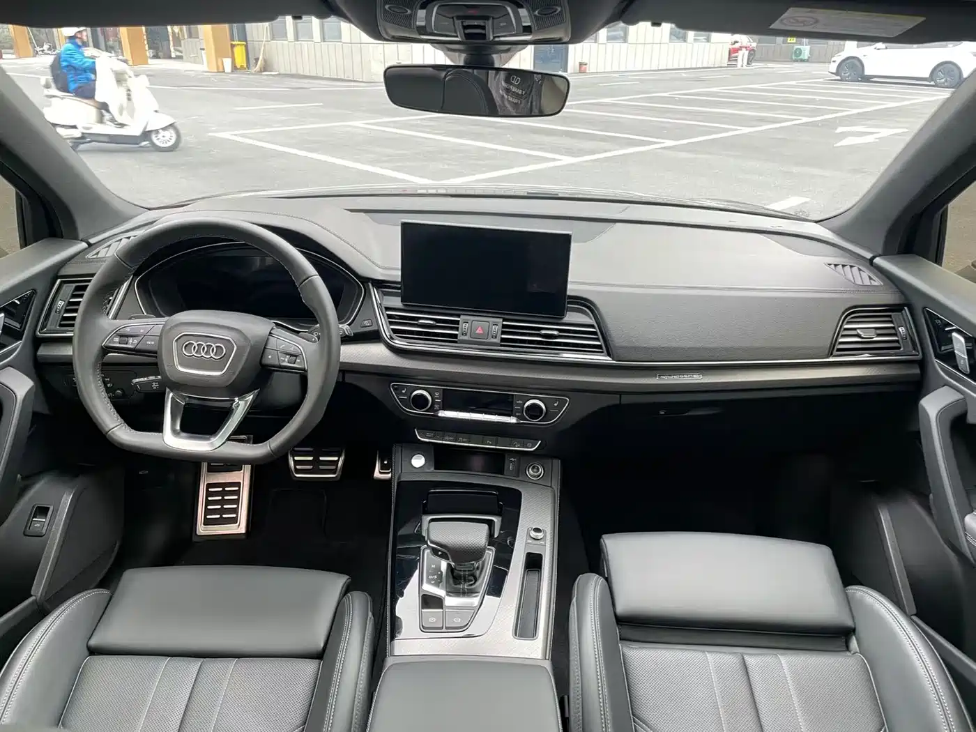 Audi Q5L 2025 40 TFSI Luxury Dynamic фото 6