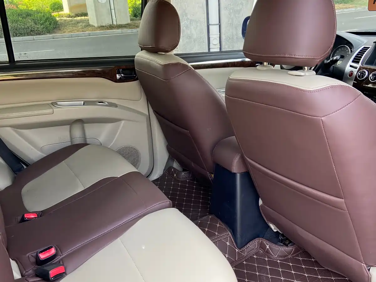 Mitsubishi Pajero Sport 2013 3.0L Automatic 2WD Luxury фото 5