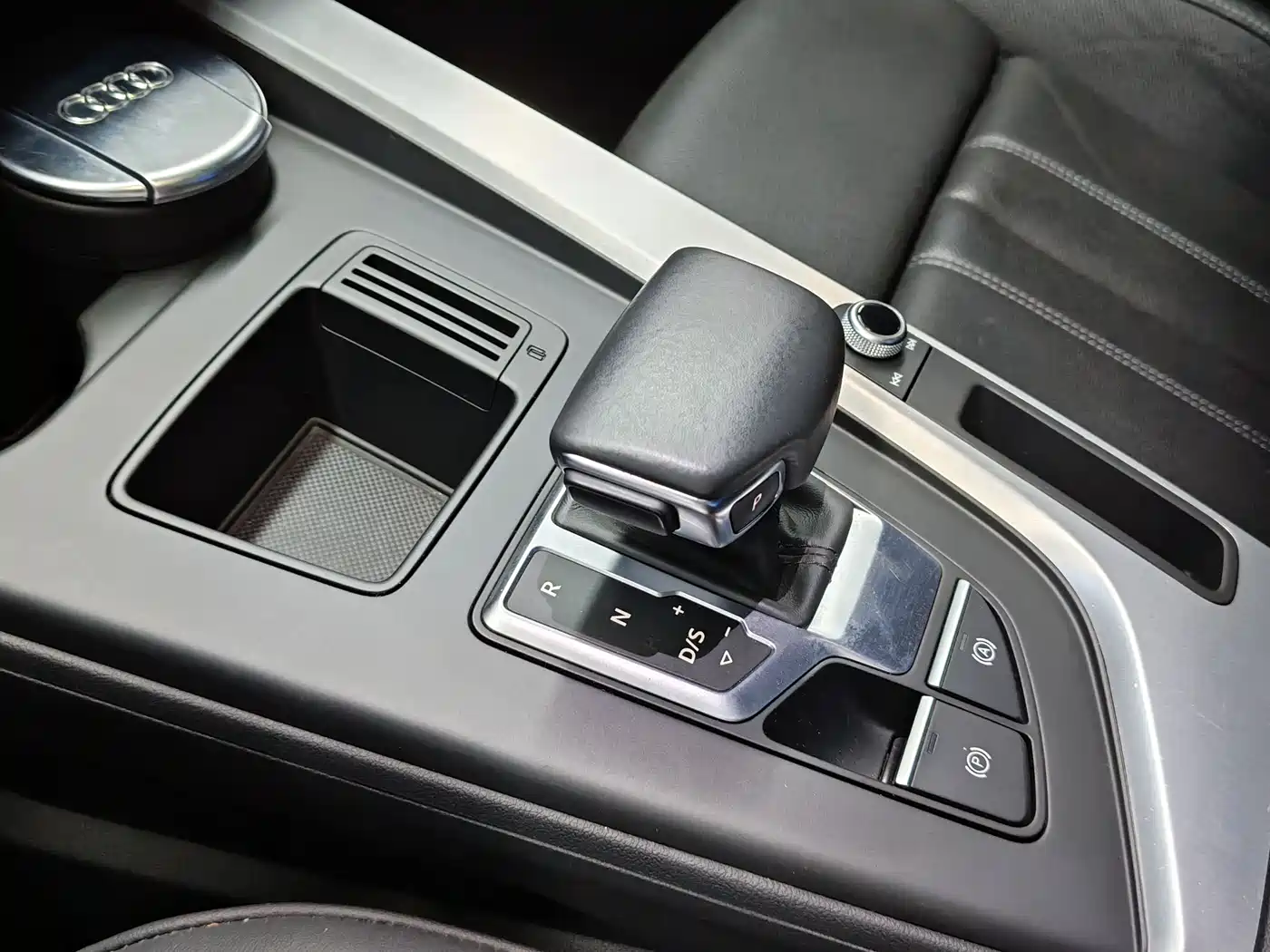 Audi A4L 2020 35 TFSI Fashion Dynamic Edition фото 11