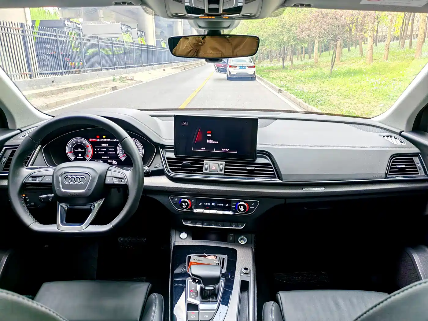 Audi Q5L 2022 40T Luxury Dynamic фото 9