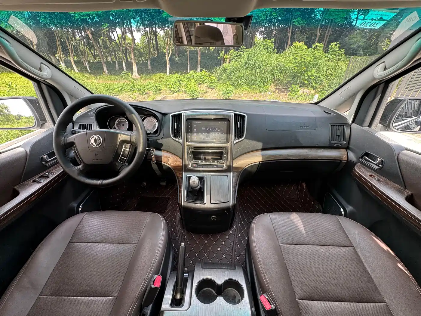 Dongfeng Fengxing Fengxing CM7 2018 2018 Classic 2.0T Manual Luxury