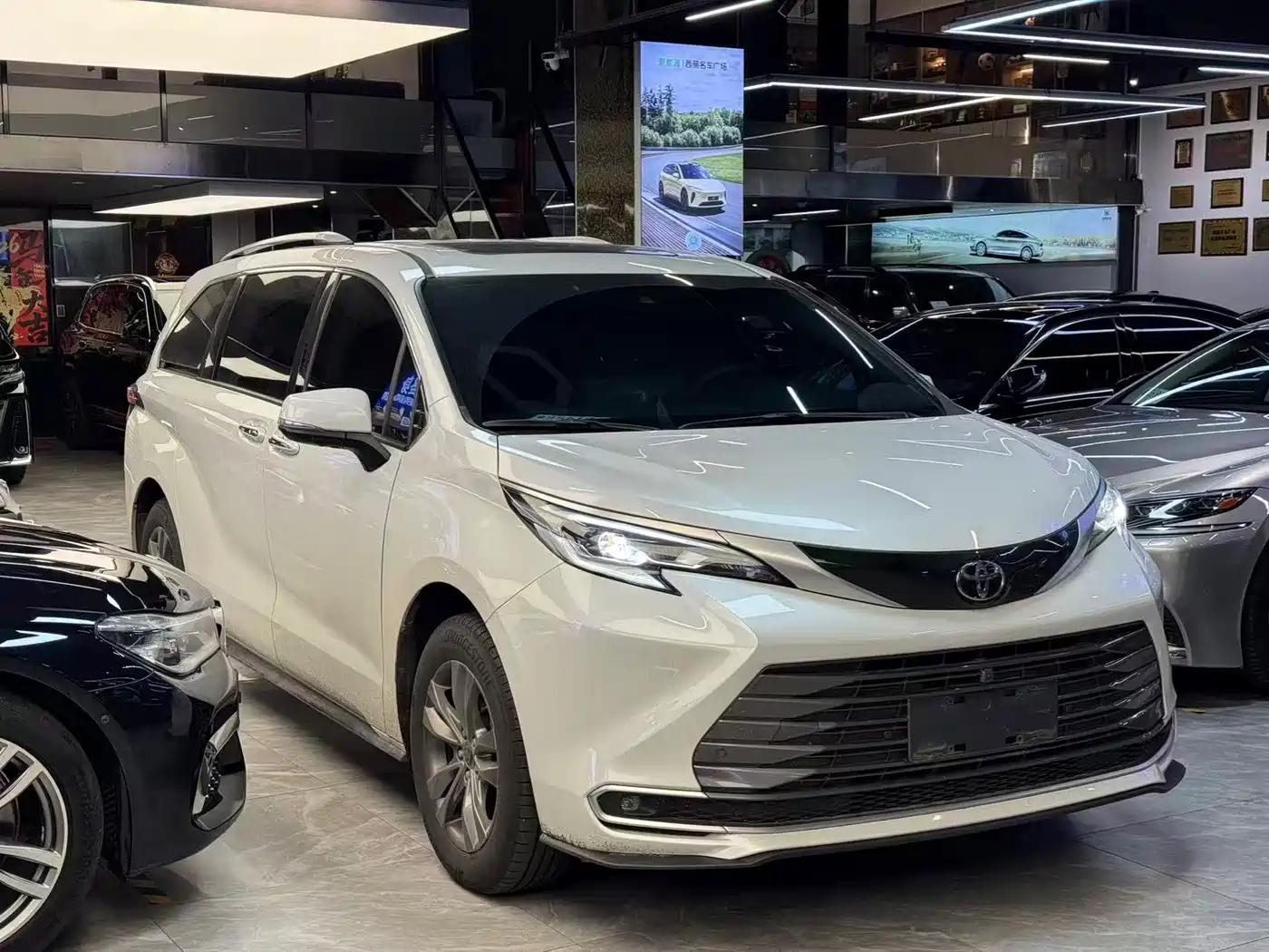 Toyota Sienna 2026 2026 2.5L Hybrid AWD Exclusive Edition