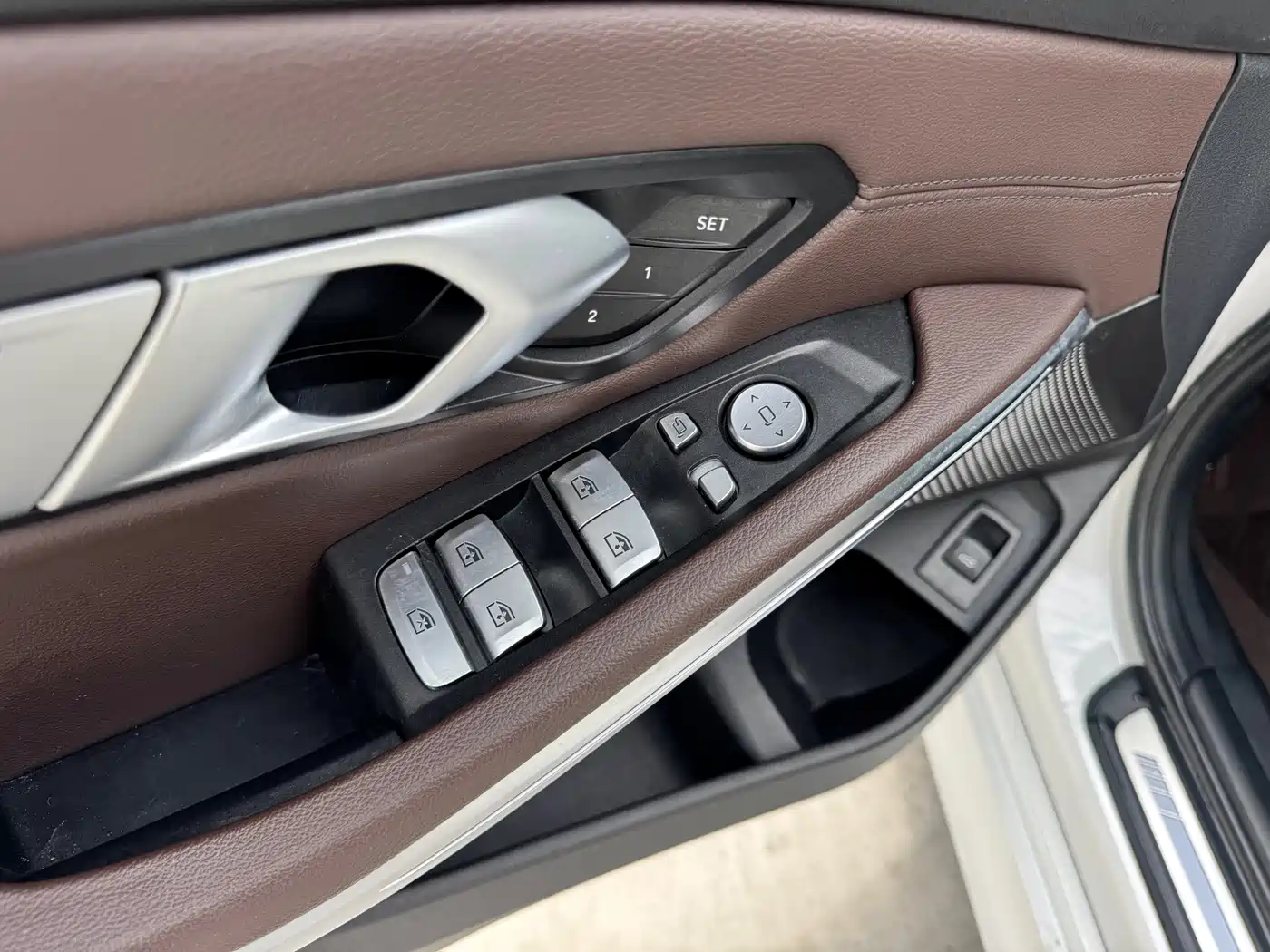 BMW 3 Series 2022 325Li M Sport Package фото 6