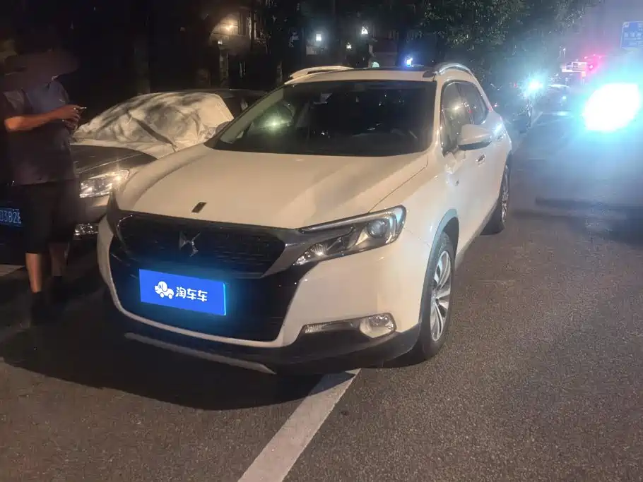 DS 6 2015 2014 1.6T Luxury Edition THP200