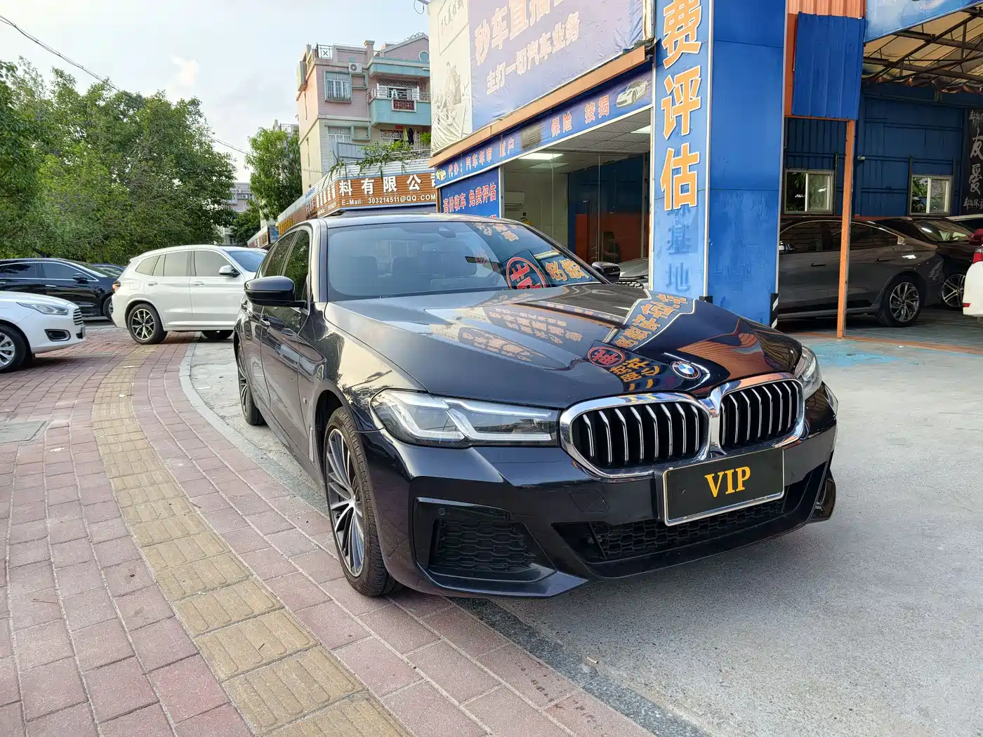 BMW 5-SERIES