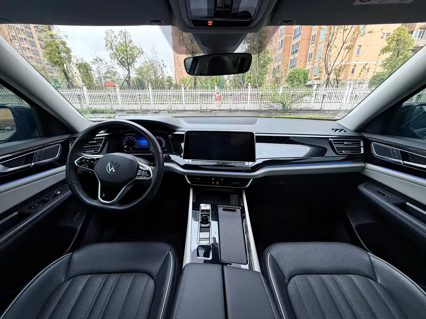 Volkswagen Teramont 2022 330TSI 2WD Luxury фото 14
