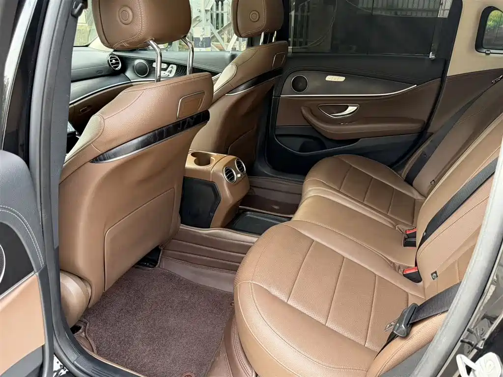 Mercedes-Benz E-Class 2017 E 300 L Sport Luxury фото 5