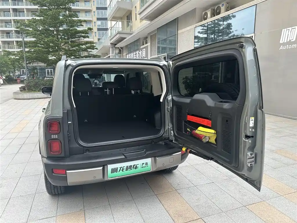 Haval Meng Long NEV 2023 Hi4 102 Explorer Edition фото 19