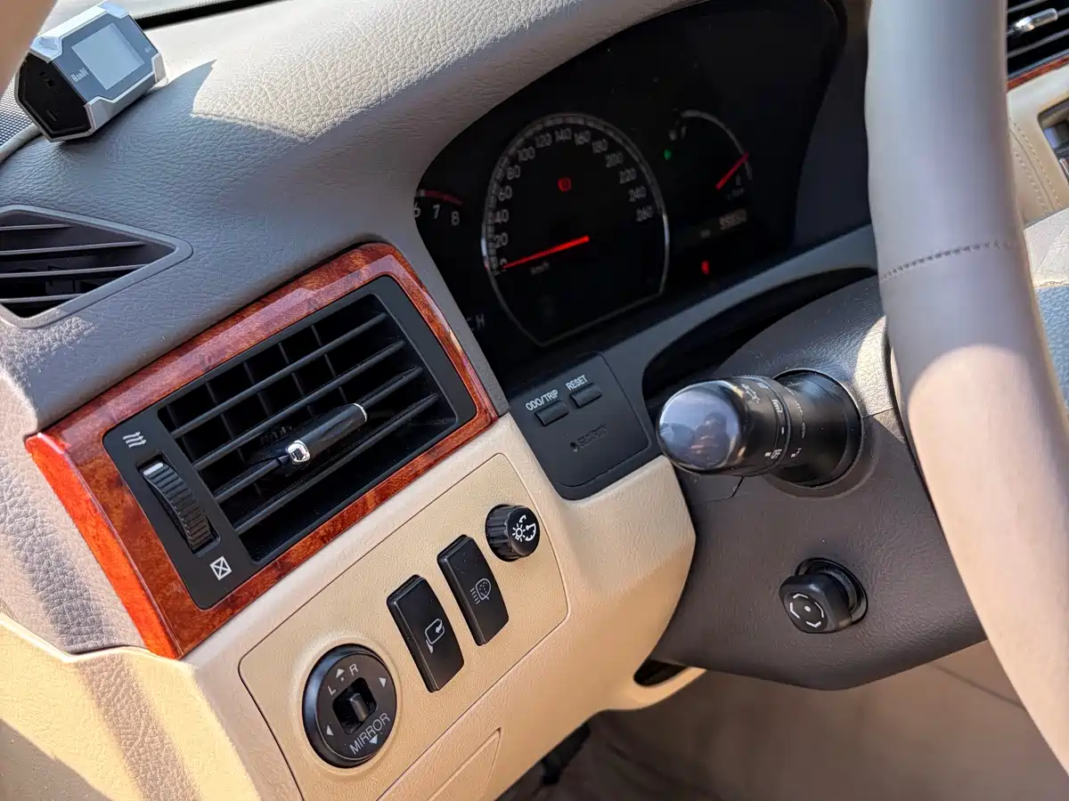Toyota Crown 2007 2.5L Royal Leather Edition фото 17