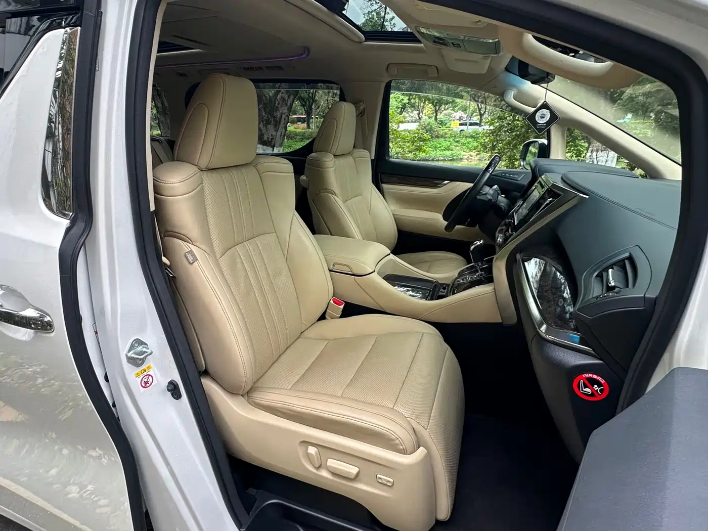 Toyota Alphard 2018 Facelift 3.5L Premium Edition фото 11