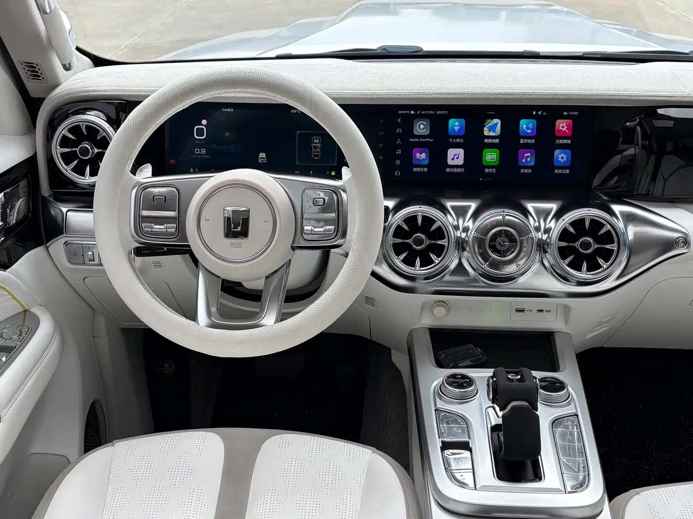 TANK CO CREATION TANK 300