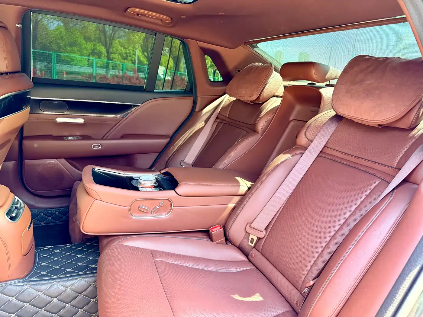 Genesis G90 2023 3.5T Luxury Version фото 23