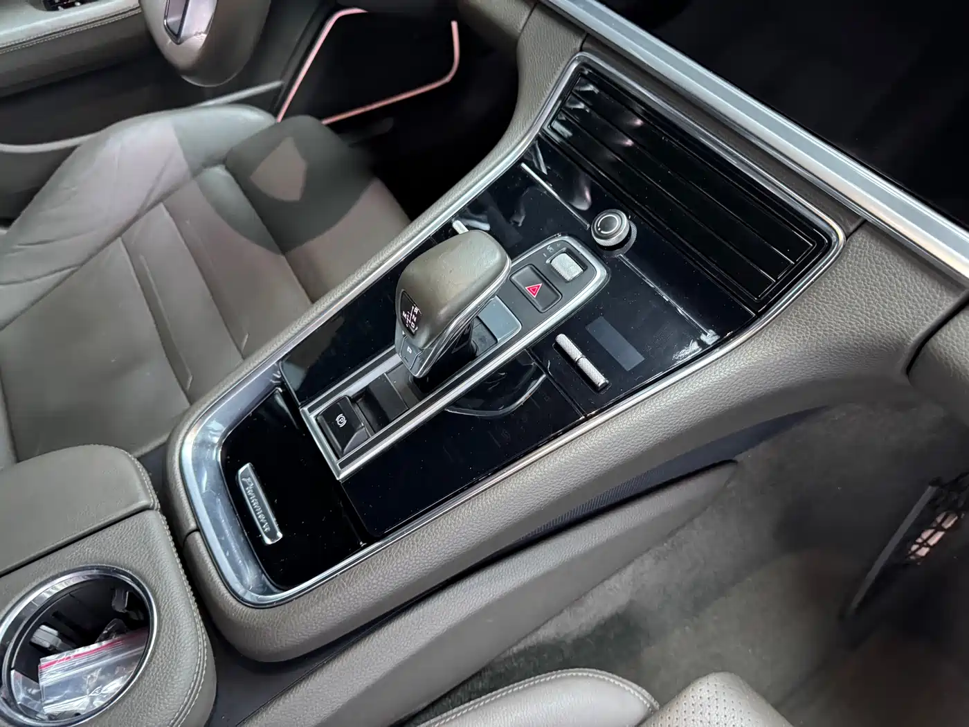 Porsche Panamera 2017 Panamera 3.0T фото 19