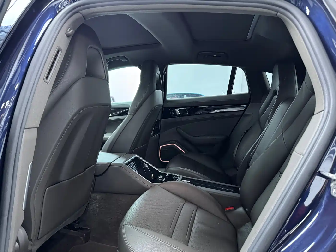 Porsche Panamera 2017 Panamera 3.0T фото 9