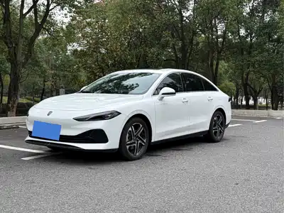 Roewe D7