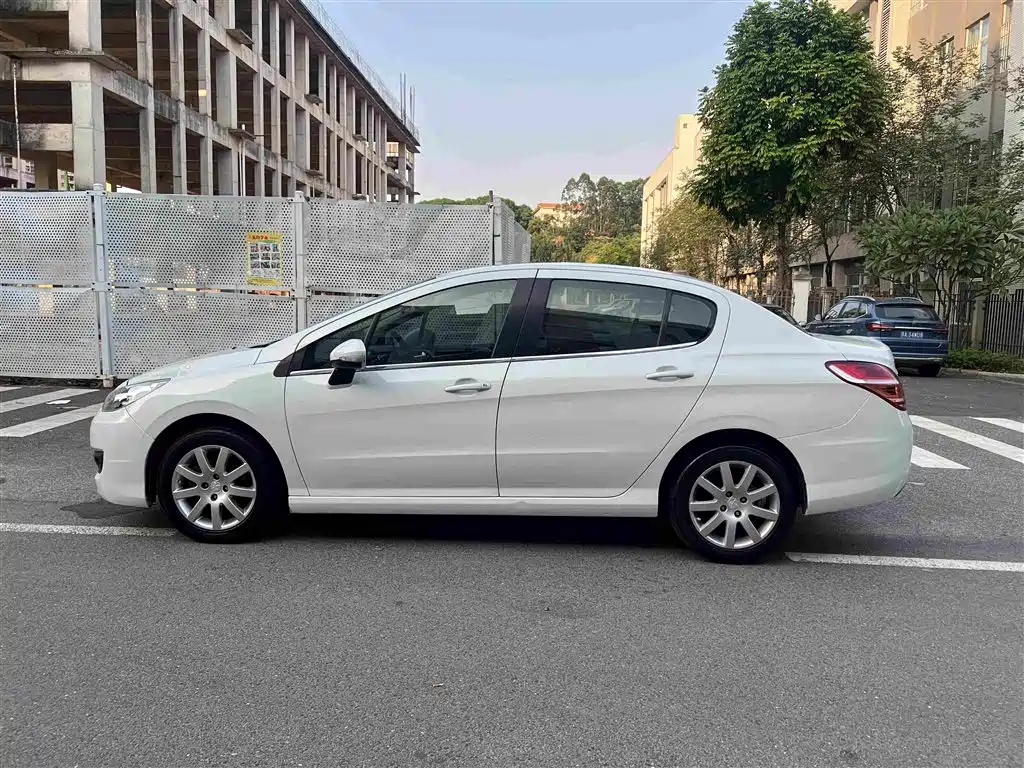 Peugeot 308 2014 2014 Model Joy Edition Classic 1.6L Automatic Trend Style