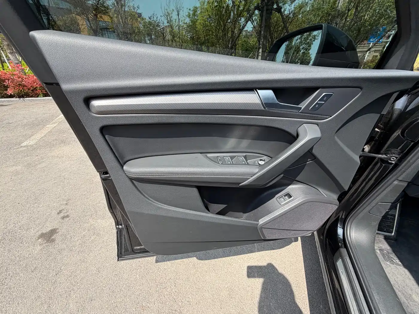 Audi Q5L 2024 Model 40 TFSI Luxury Dynamic фото 16