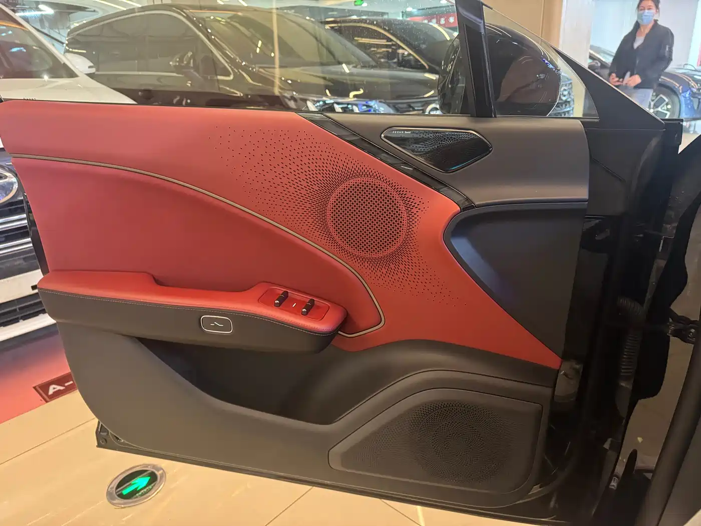 Zeekr 007GT 2025 Model RWD Smart Drive 75kWh фото 8