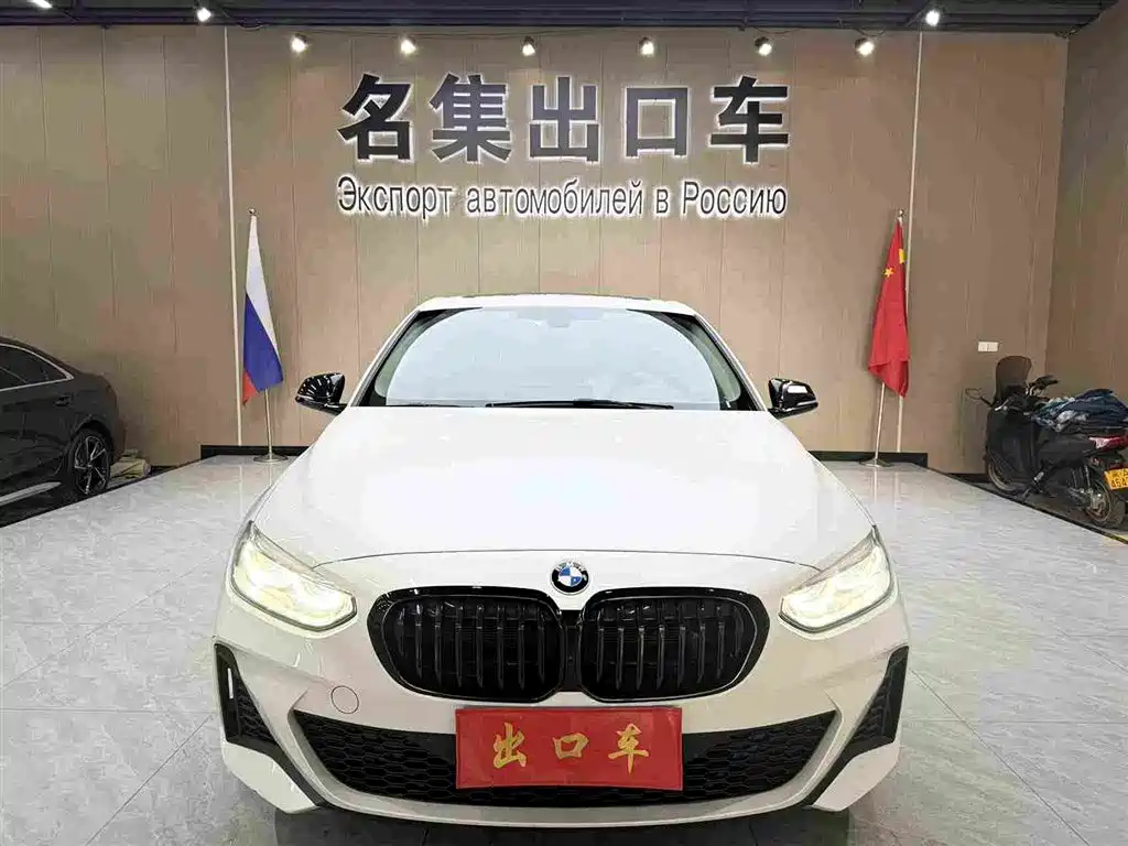 BMW 1 Series 2021 Facelift 120i M Sport Shadow Edition фото 3