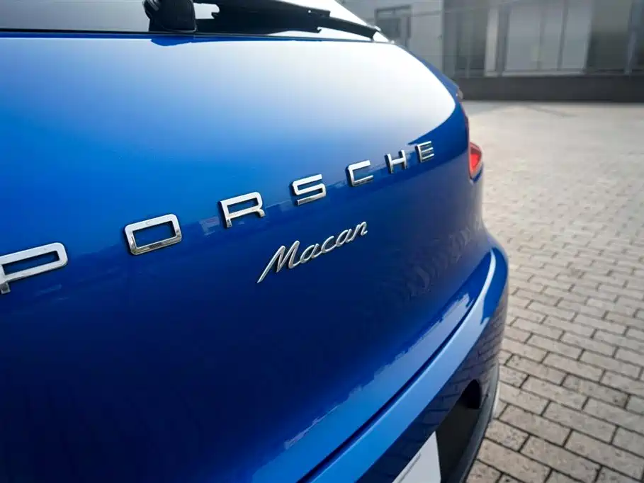Porsche Macan 2016 Macan 2.0T фото 8