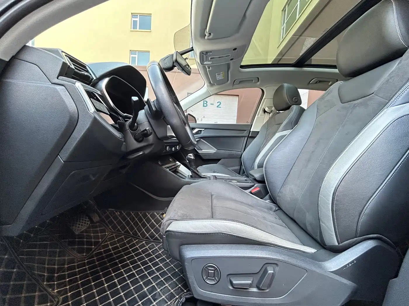Audi Q3 2023 35 TFSI Fashion Dynamic (1.4T) фото 7