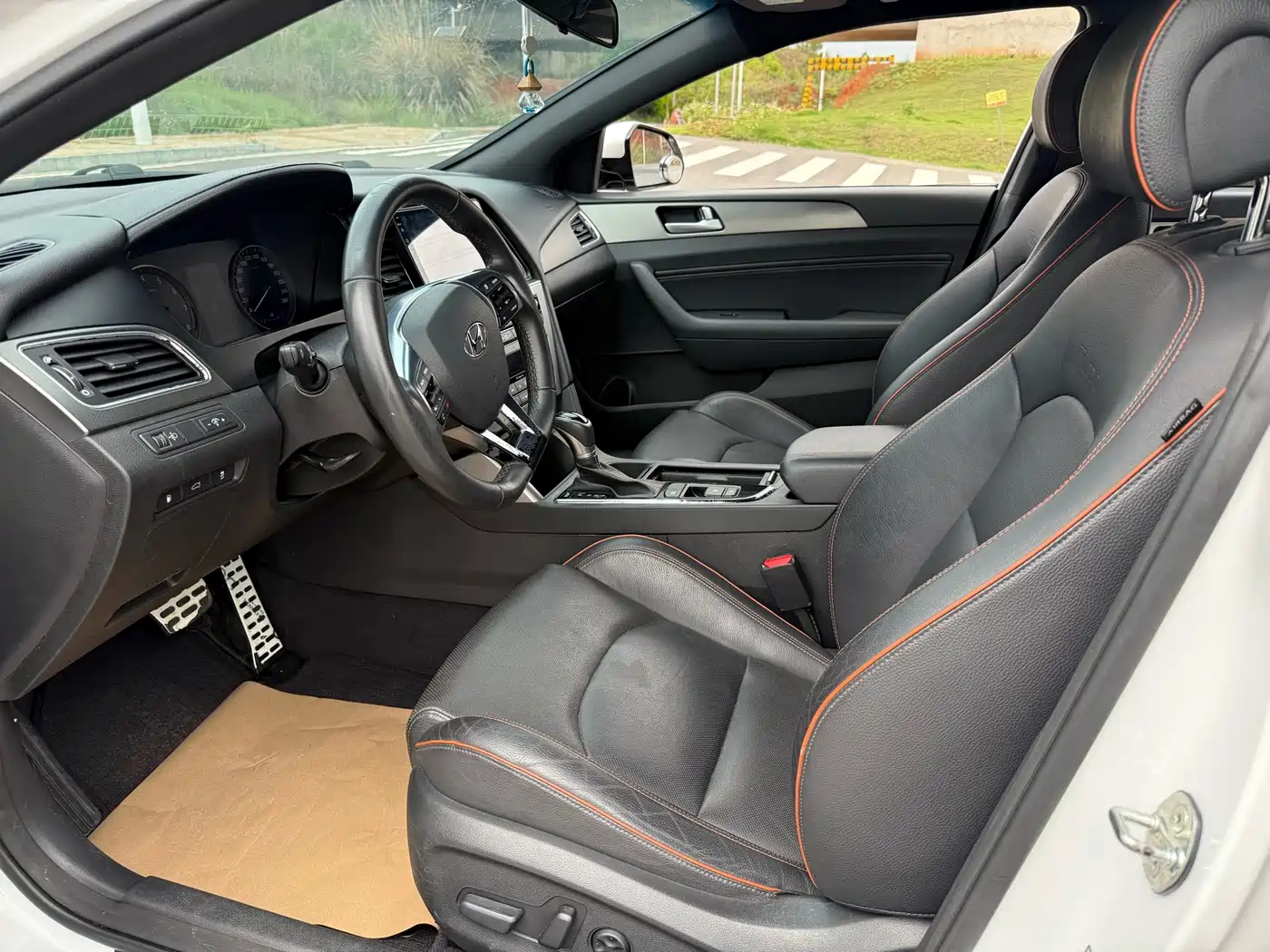 Hyundai Sonata 2015 1.6T GLX Leading фото 4