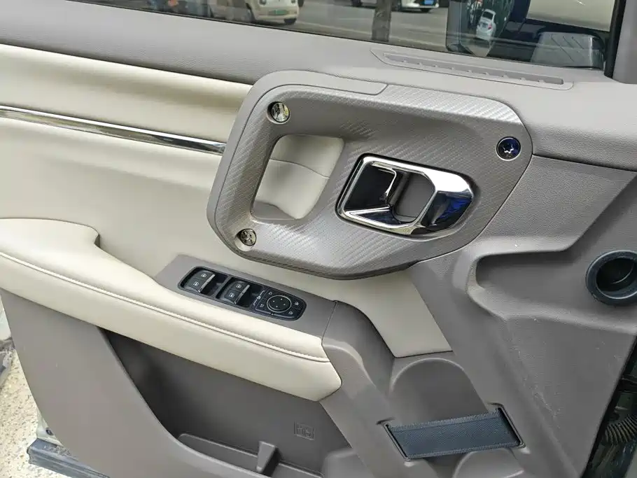 Haval Second-Generation Big Dog New Energy 2025 2025 Hi4 102km Mid Edition