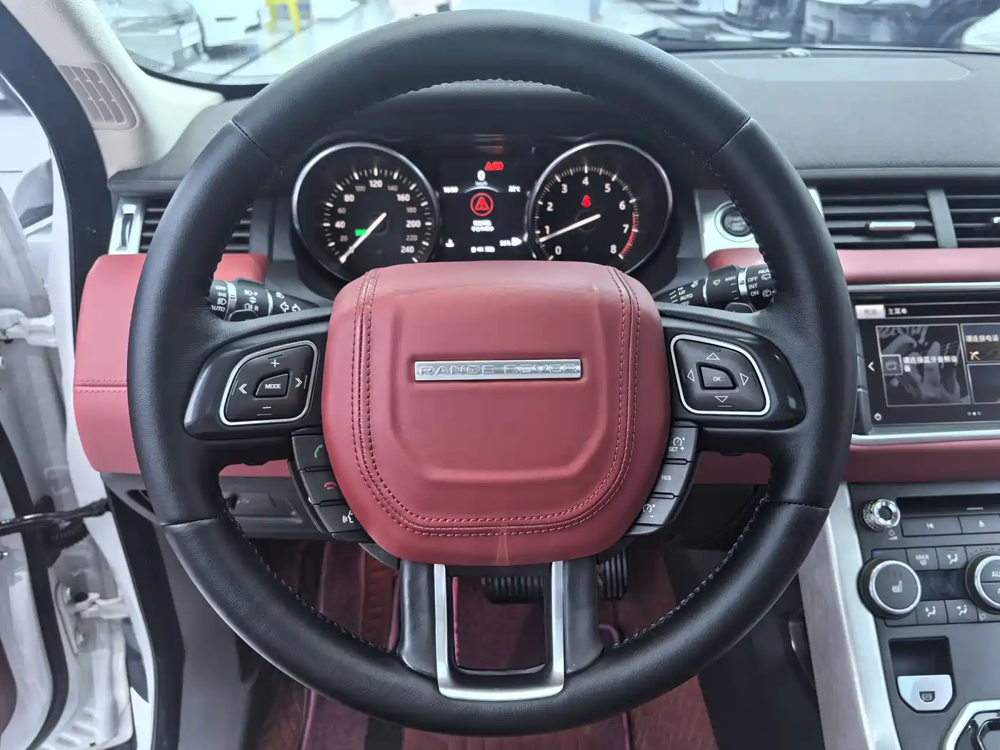 Land Rover Range Rover Evoque 2016 2.0T SE ZhiYao фото 7