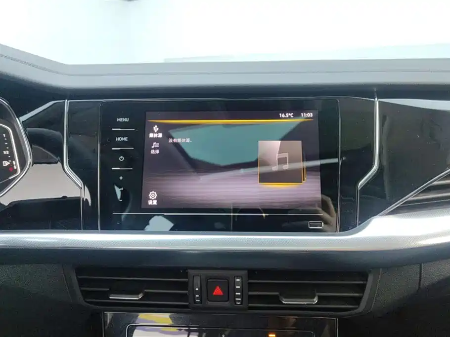 Volkswagen Passat 2025 Outstanding 330TSI Starlight Elite Edition фото 13
