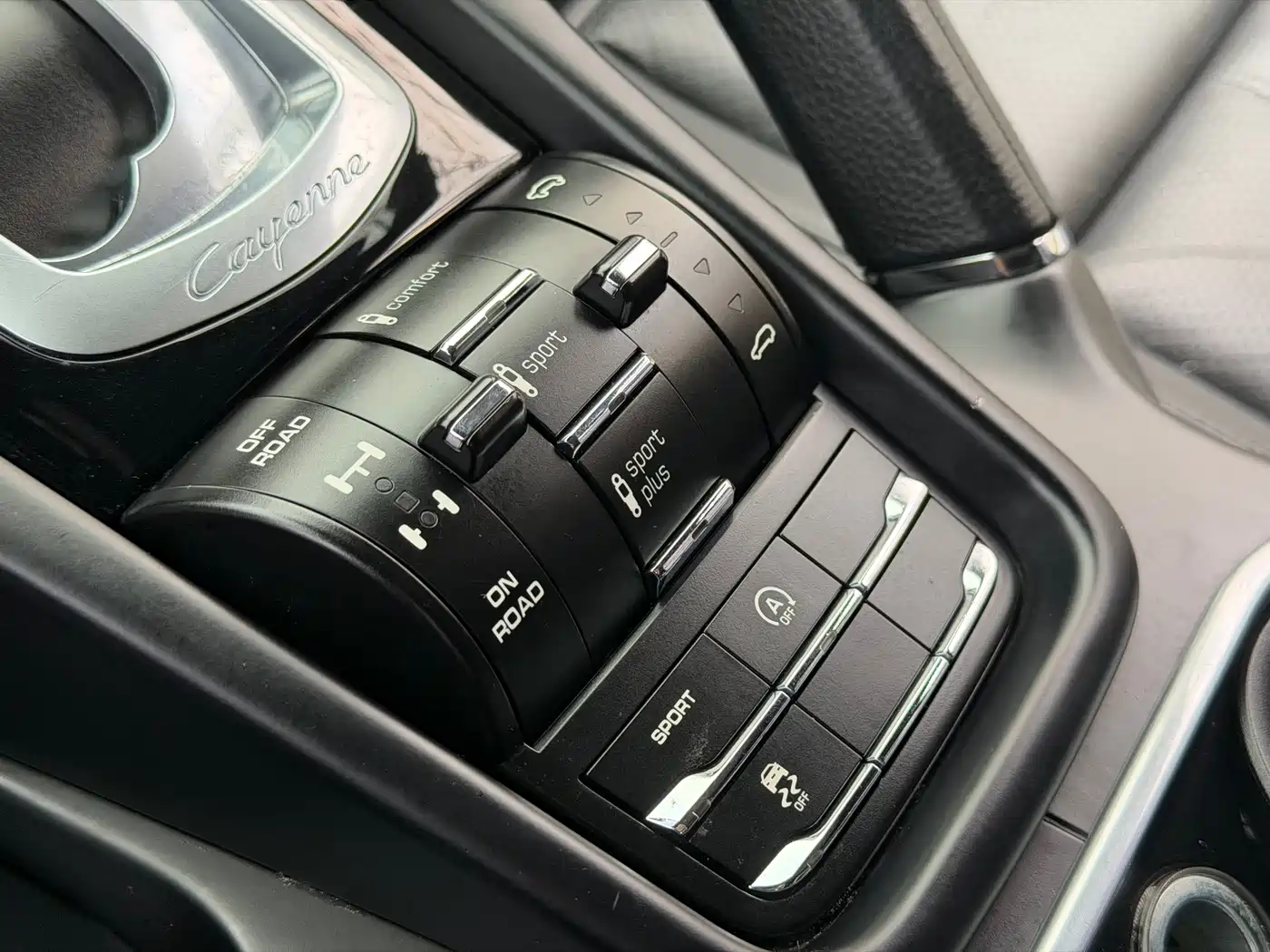 Porsche Cayenne 2016 Cayenne 3.0T фото 7