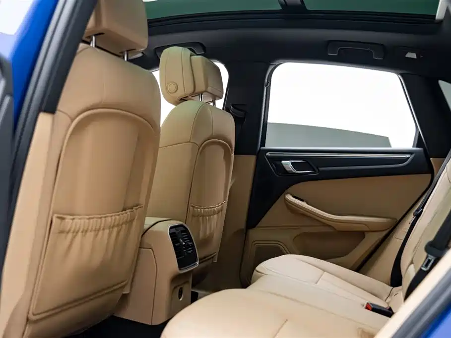 Porsche Macan 2018 Macan 2.0T фото 9