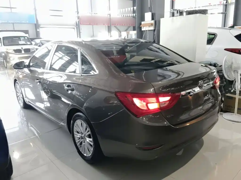 Фото 5 - Buick Excelle