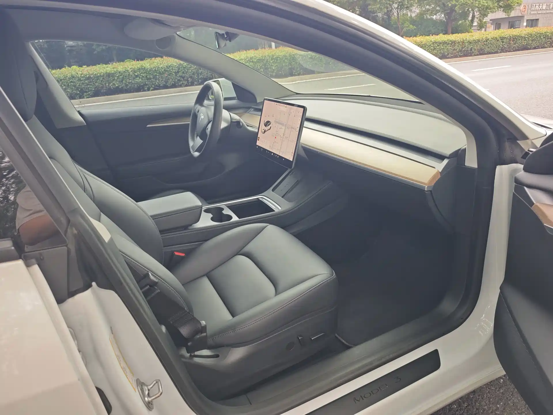 Фото 7 - Tesla Model 3