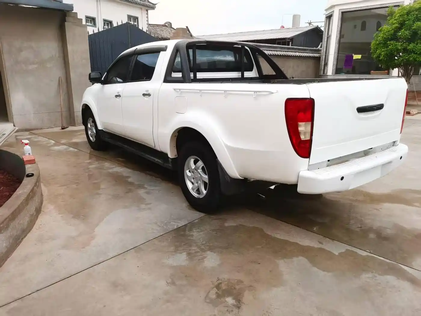 Jiangling Yuhu 5 2019 2018 2.4T Classic Diesel Manual 4WD Ultra Luxury Long Wheelbase JX4D24A5L