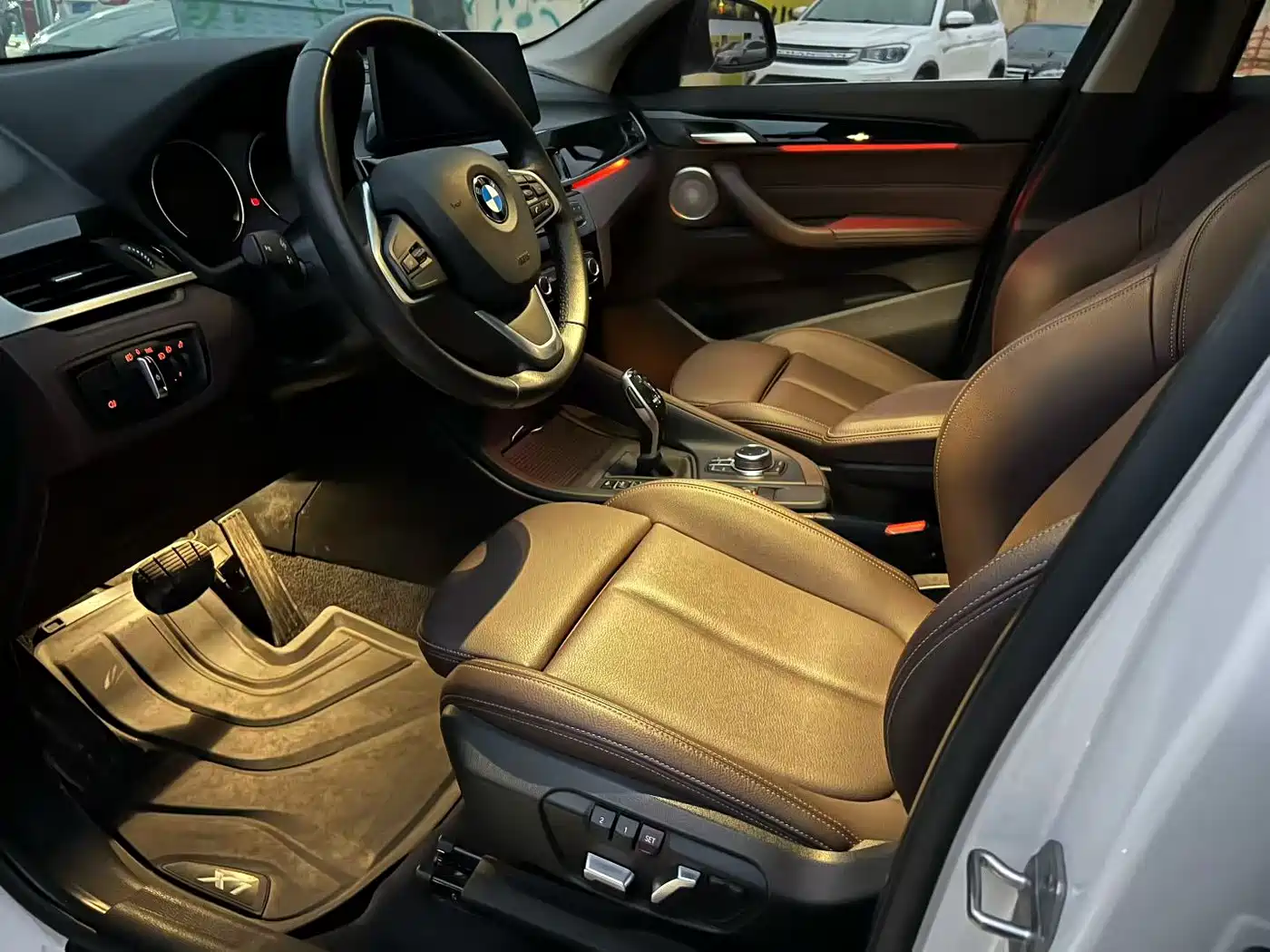 BMW X1 2022 sDrive20Li Fashion фото 4