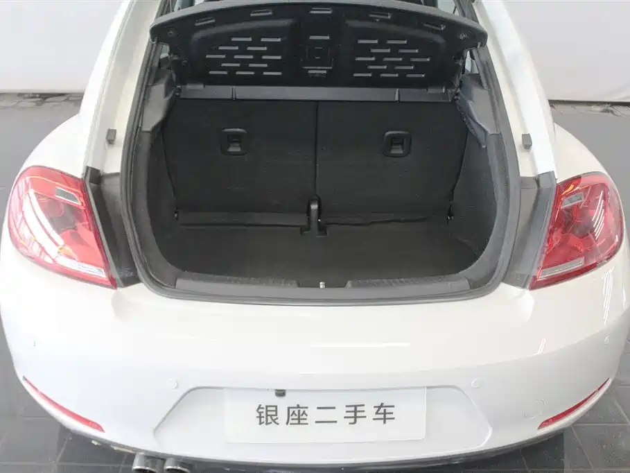 Volkswagen Beetle 2013 1.4TSI Fashion Edition фото 7