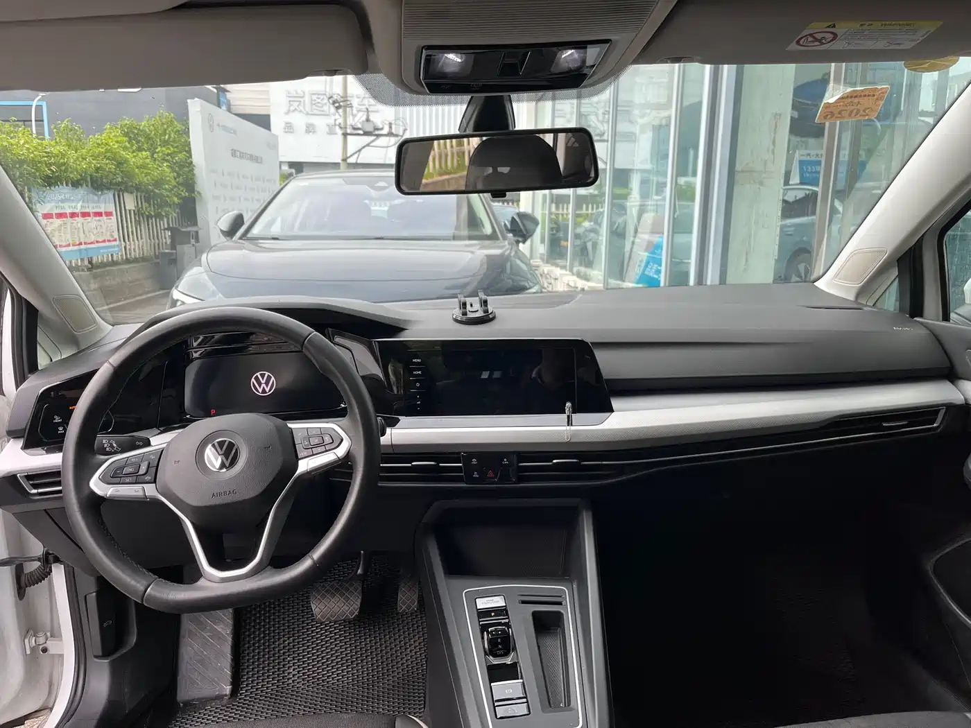 Volkswagen Golf 2023 280TSI DSG Pro фото 3